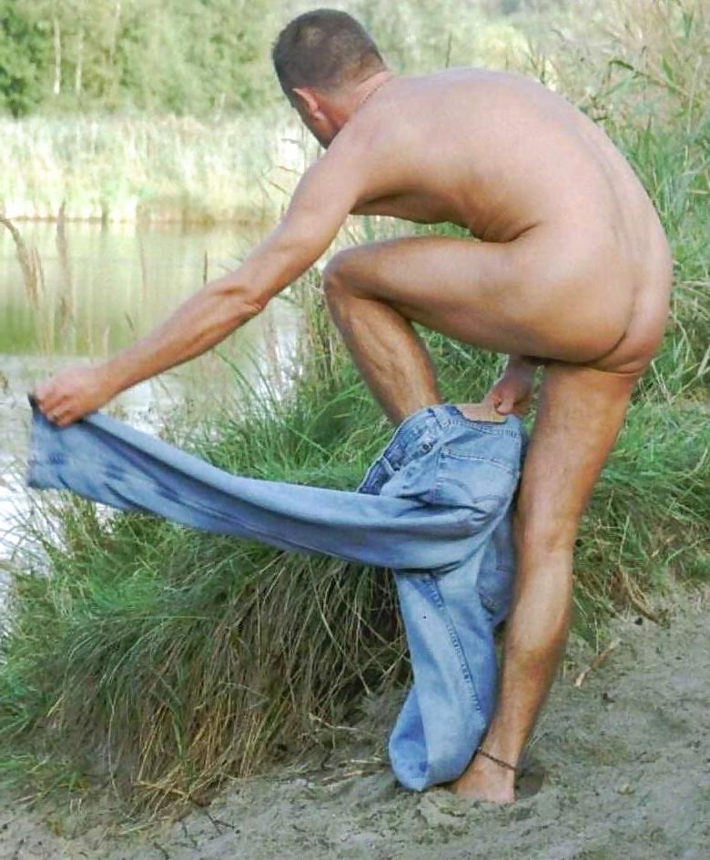 10P Naked outdoors