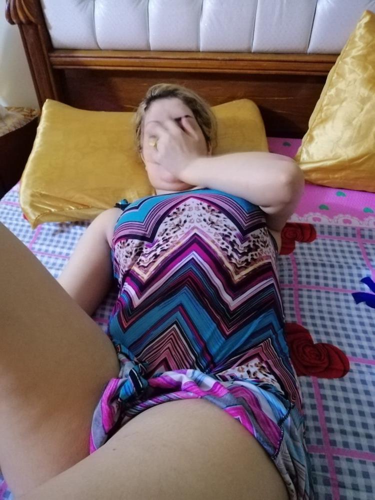 25P Muslim wife