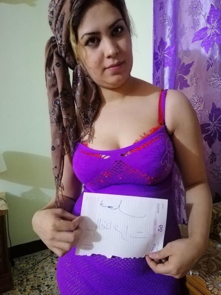 25P Muslim wife