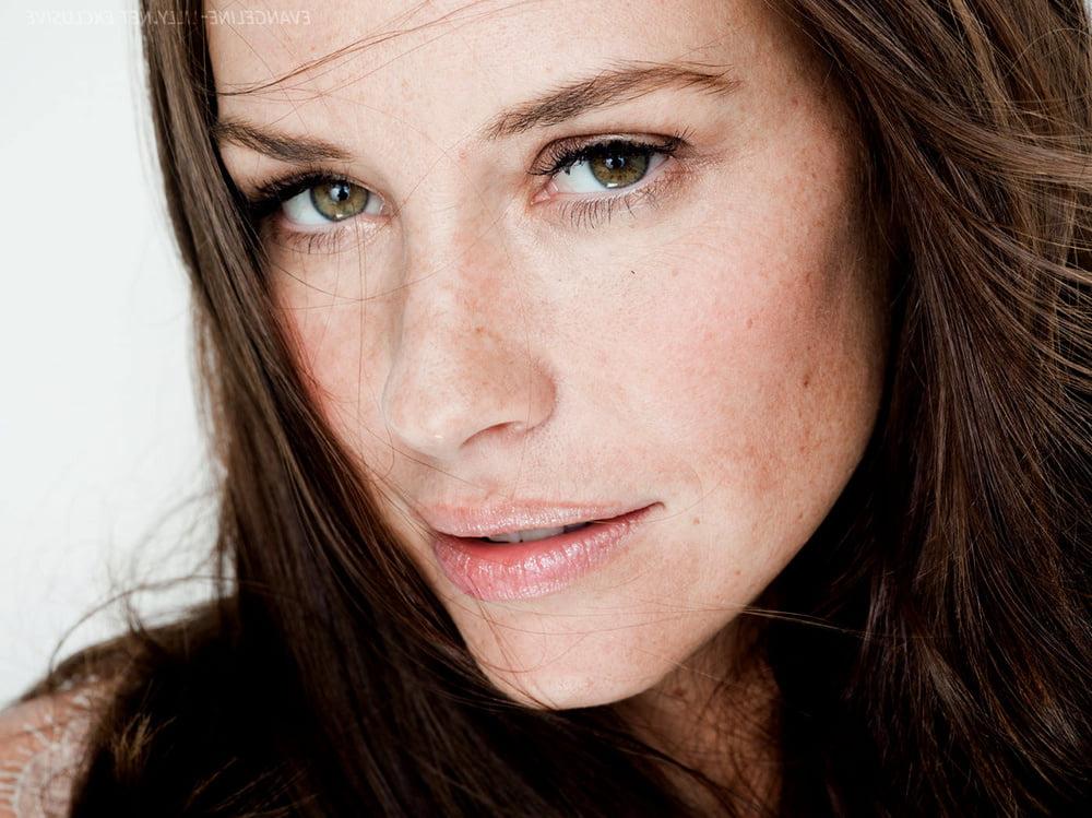 23P Evangeline Lilly Happy Birthday!