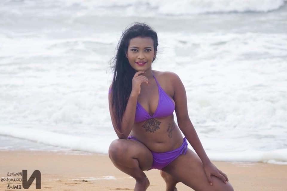 20P Sri Lankan sexy model photoshoot