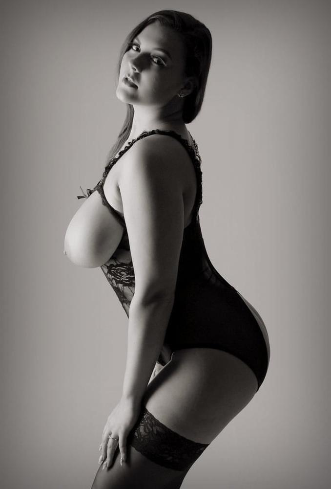 25P Wide Hips - Amazing Curves - Big Girls - Fat Asses (65)