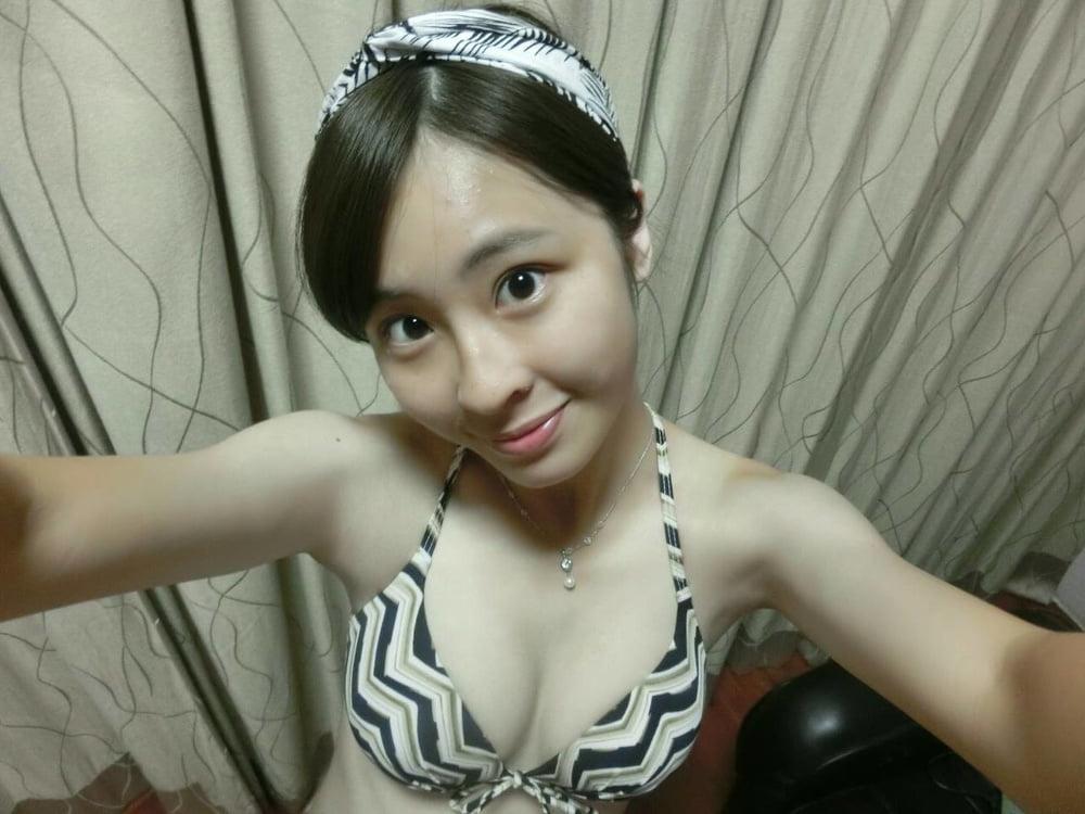 25P Chinese Slut Xu Chunting Leaked Nudes