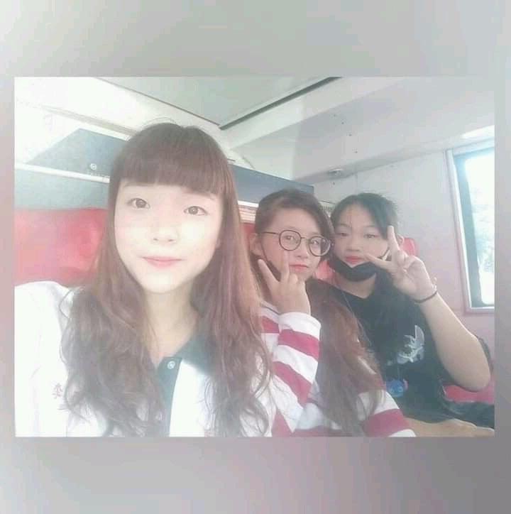 7P Chinese student