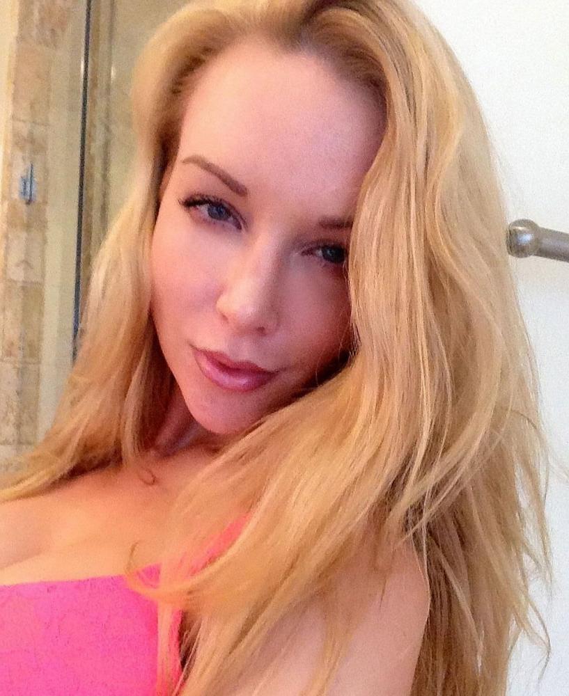 15P Blonde stunning bimbo 2
