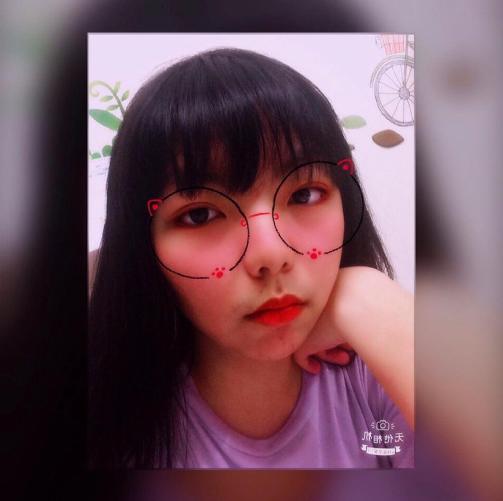10P Chinese young student 3