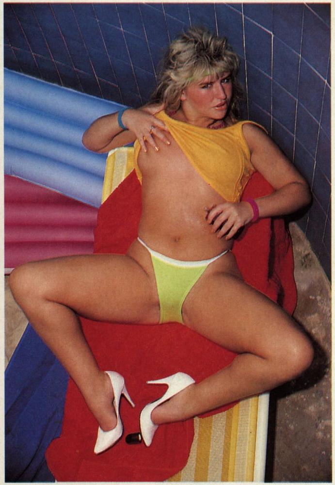 17P Julie Jensen UK Welsh  8os Glamour Model