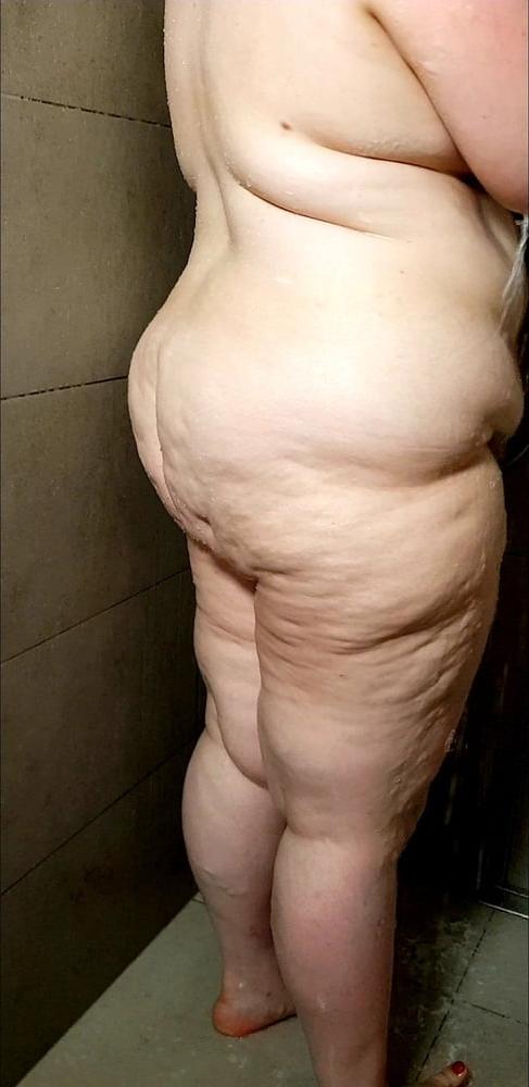 13P Wife takes a shower