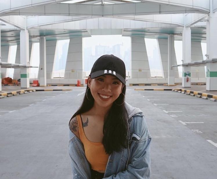 22P Hot Singapore Army Girl Angelica (non-porn)