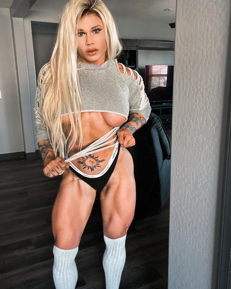 25P Cammie Spindel! Army Tough Muscle Chick!