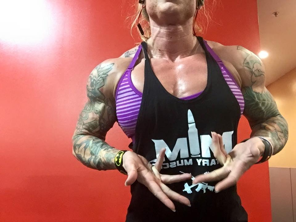 25P Cammie Spindel! Army Tough Muscle Chick!