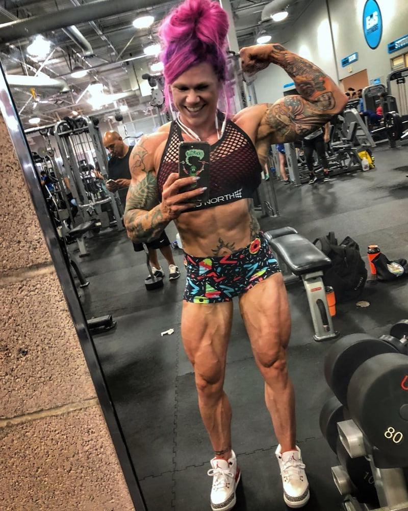 25P Cammie Spindel! Army Tough Muscle Chick!