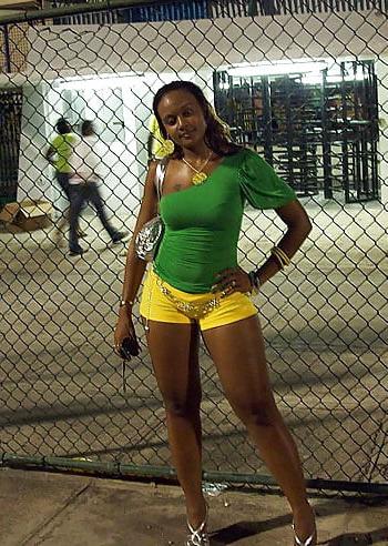 25P Unknown Curvy Black Women 24