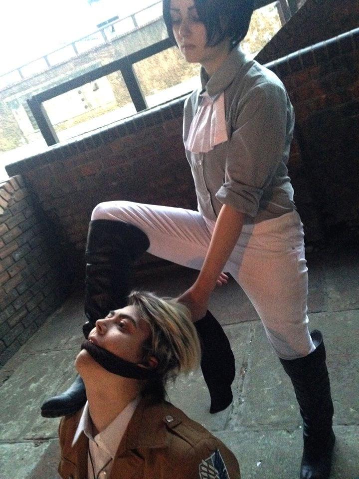 25P Shaunie - UK cosplay slut who fucks everyone at comic-Con's