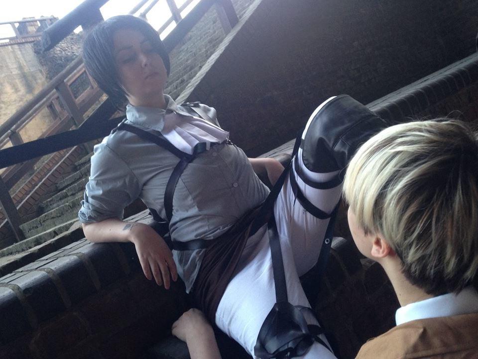 25P Shaunie - UK cosplay slut who fucks everyone at comic-Con's