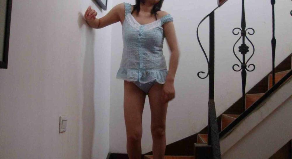 25P Chinese wife