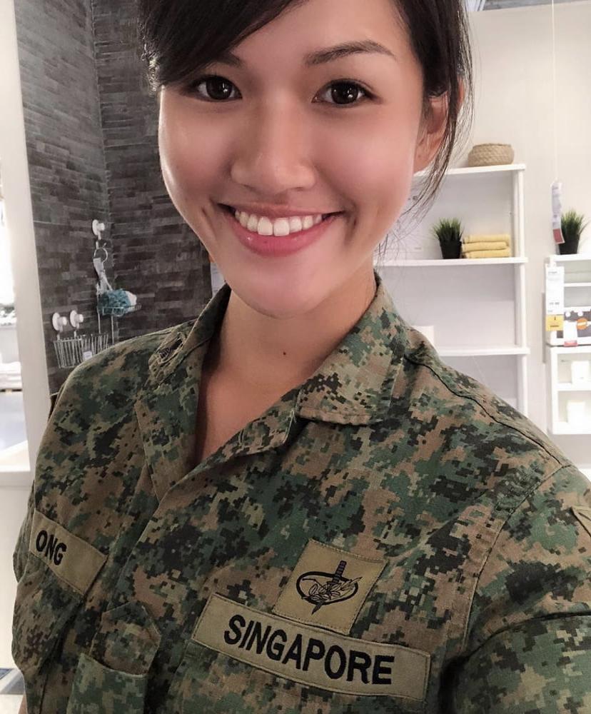 25P Pretty Singapore Army Girl Jiahui