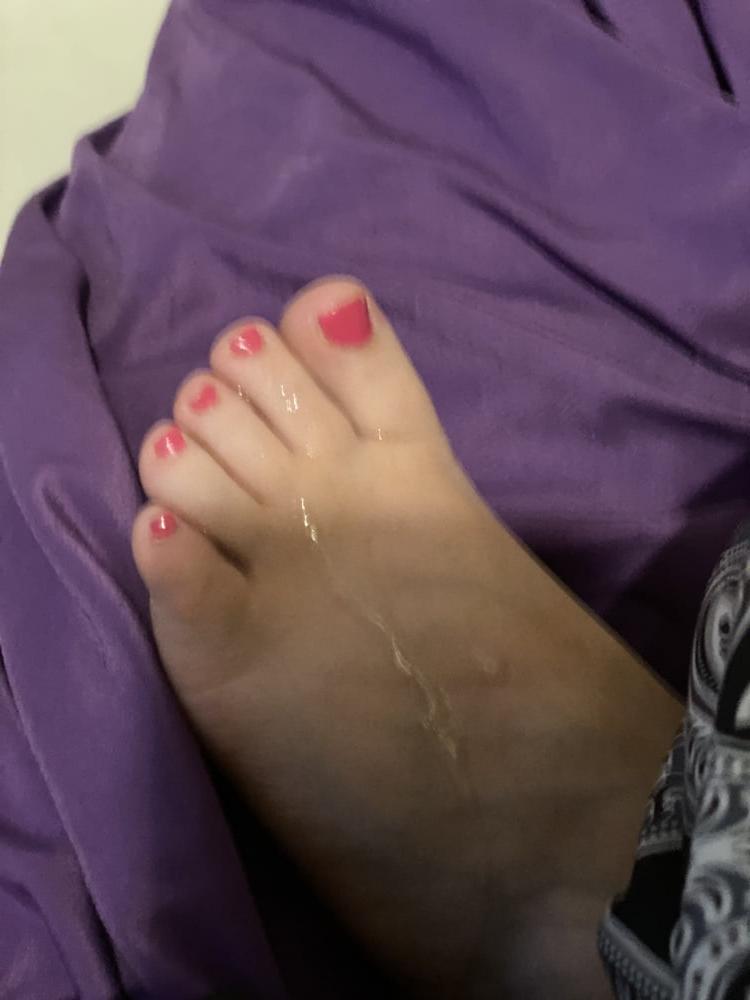 19P BBC seed on wifeys sexy soles pt4