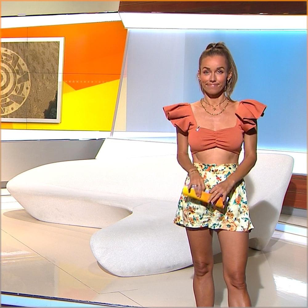 22P Annemarie Carpendale Taff Tiny Top 07-29-2020