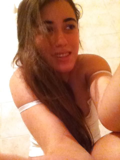 15P My argentinian 19 y.o girlfriend is virgin!! Comment it!