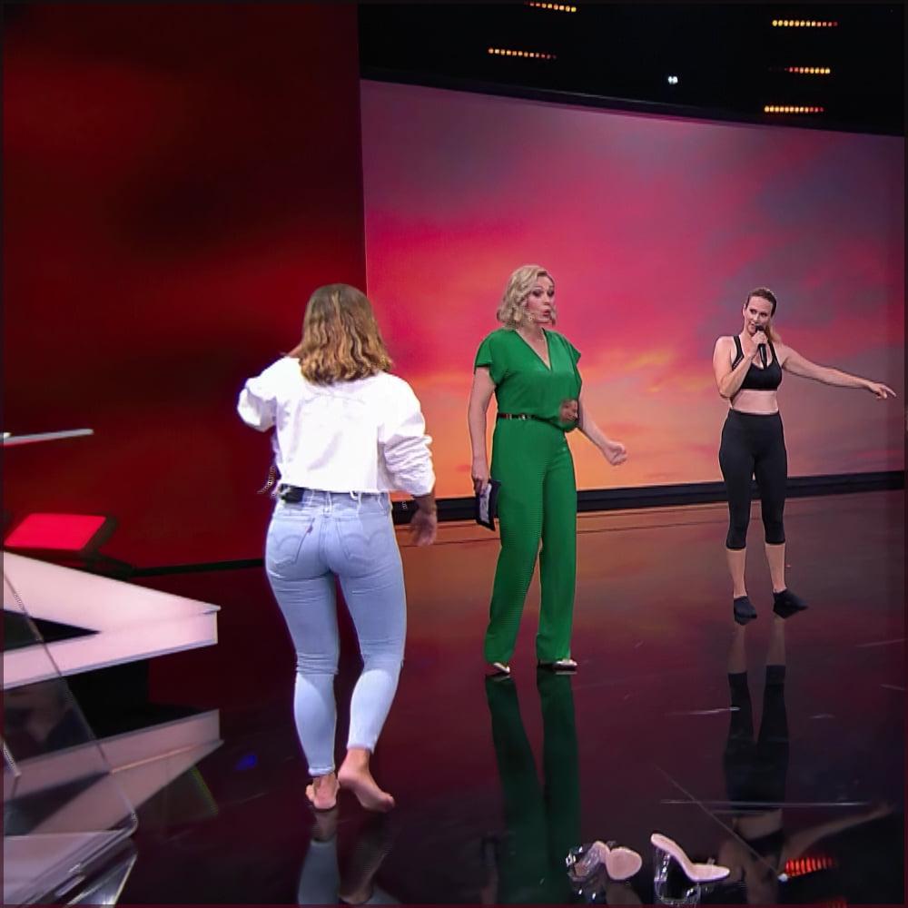 21P Vanessa Mai Tight Jeans Ass (July 2020)