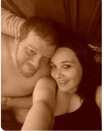 17P MY HORNY SLUTTY MOMMY VICKIE