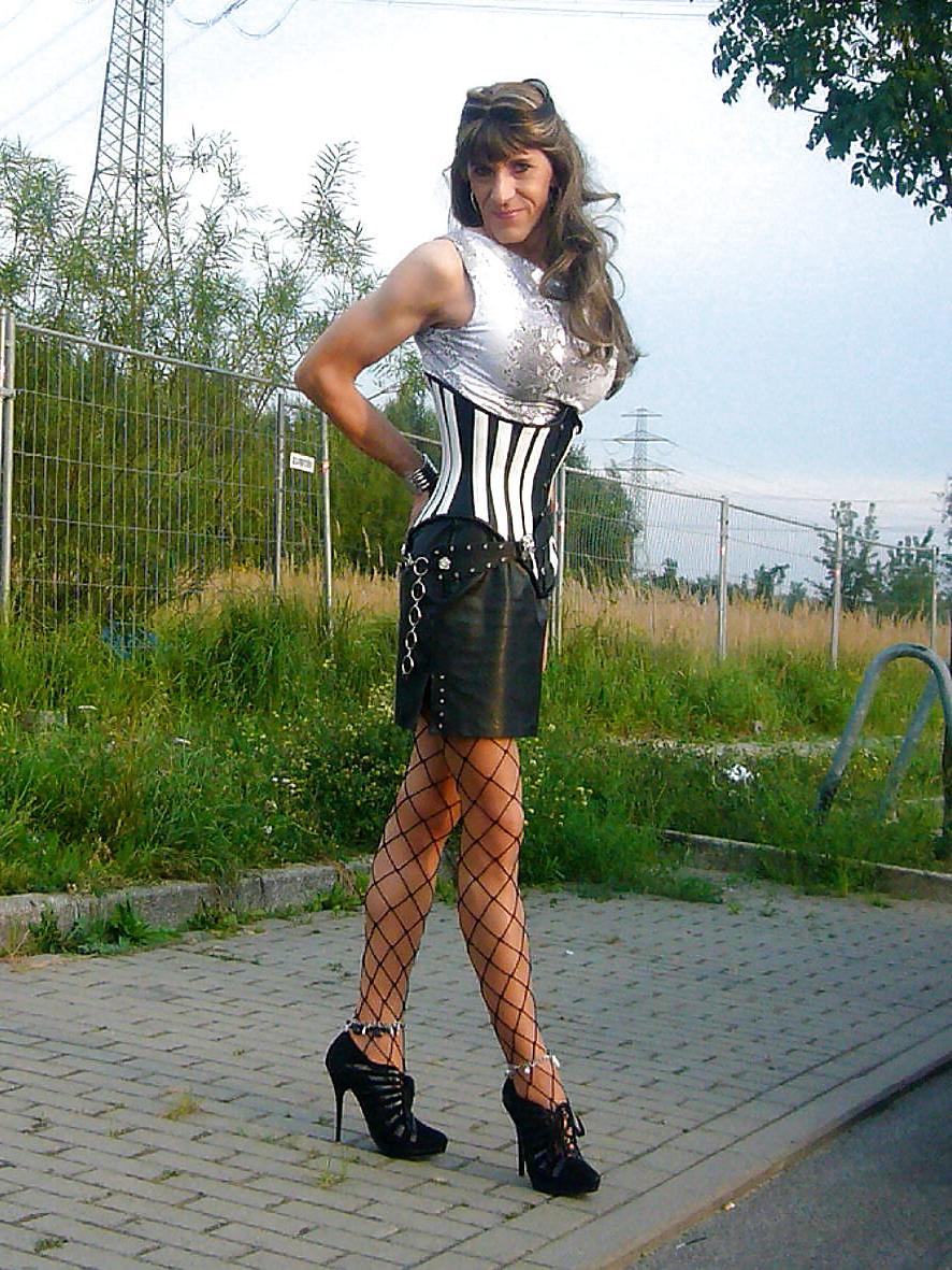 10P Lady Chanthal Mistress