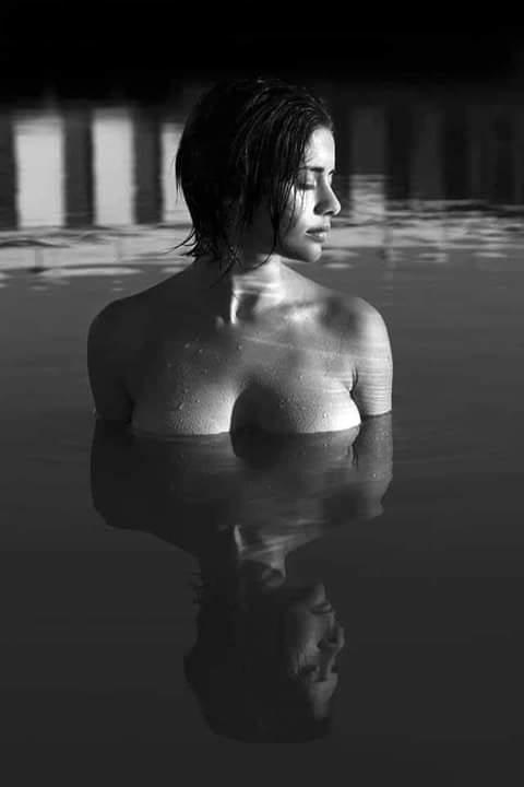 25P ART - Black and White. Noir et blanc