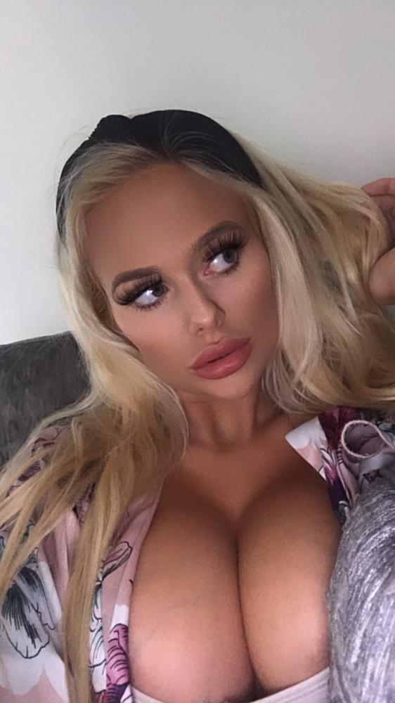 16P Bimbo Louise