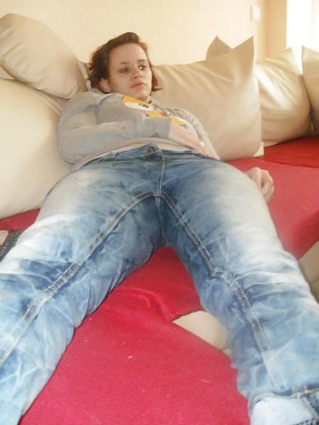 25P Queens in jeans LVII