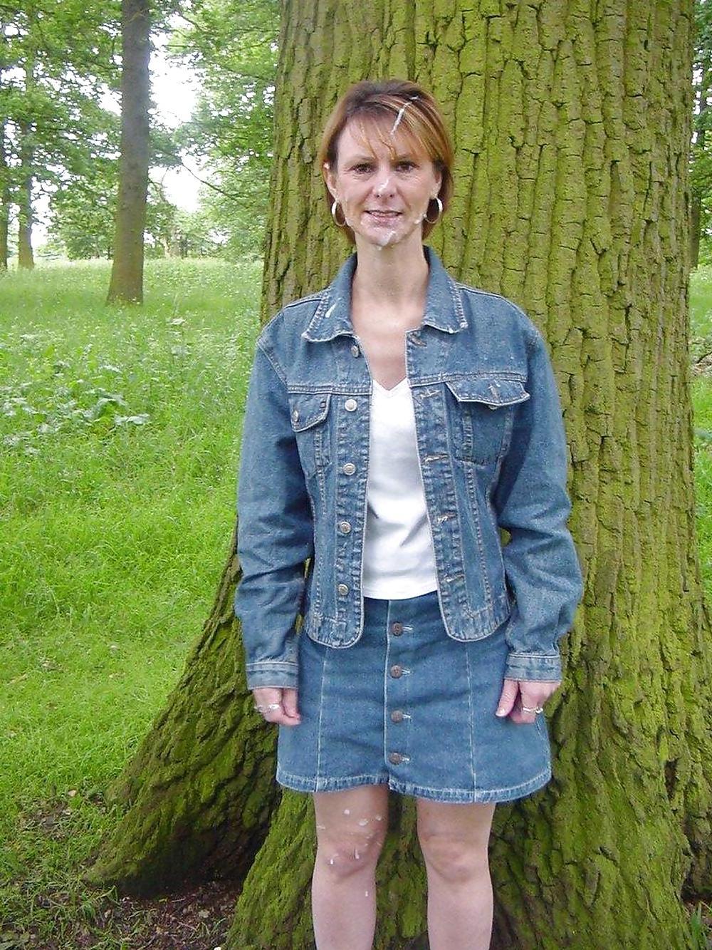 25P Queens in jeans LVII