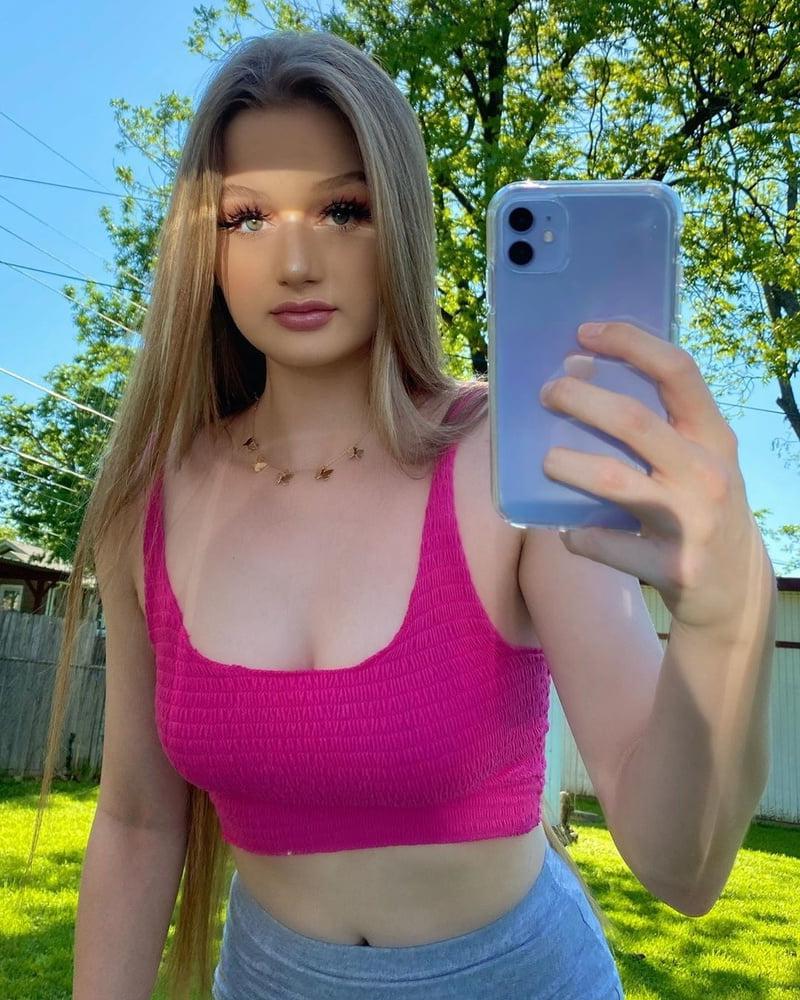 25P EVENING JERK-OFF SESSION (7.27.20)