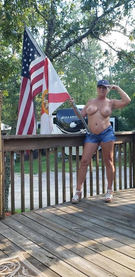 25P Cougar Slut Wife Diane