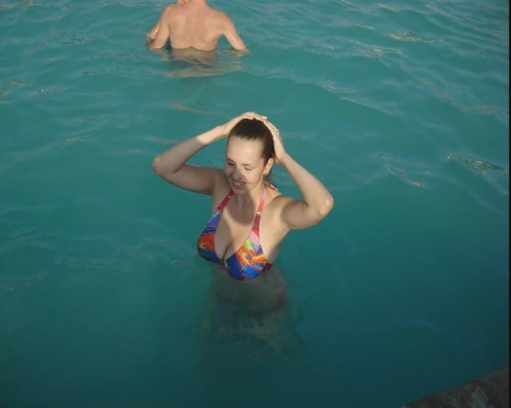 21P Real Hot Russian Wife Yulia (Need Your Dirty Comments)