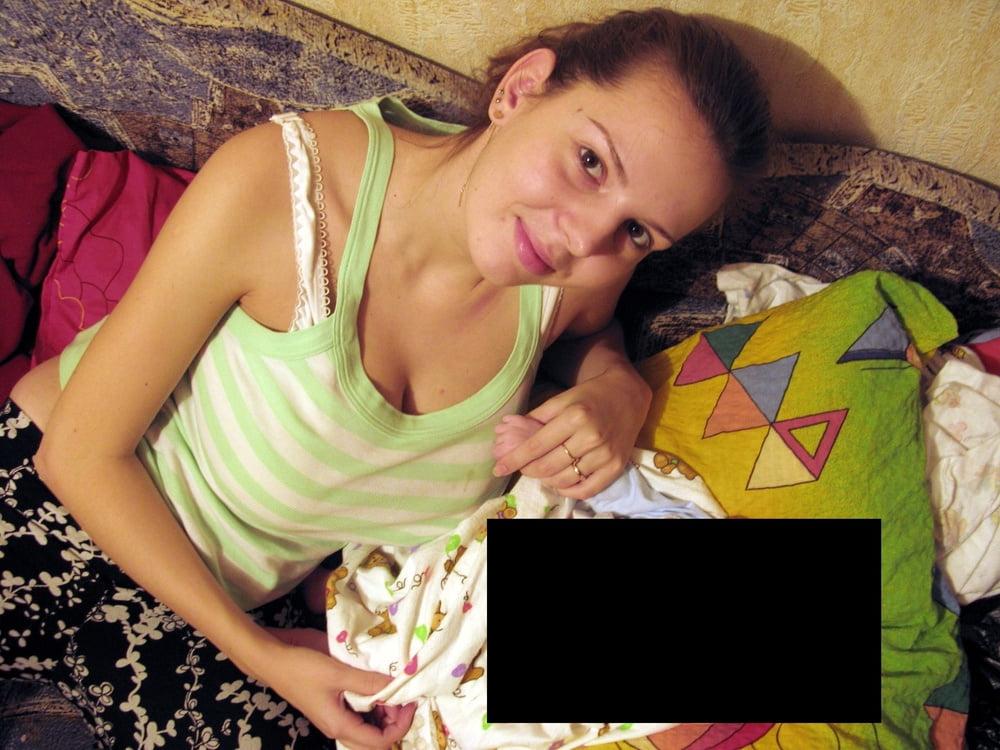 21P Real Hot Russian Wife Yulia (Need Your Dirty Comments)
