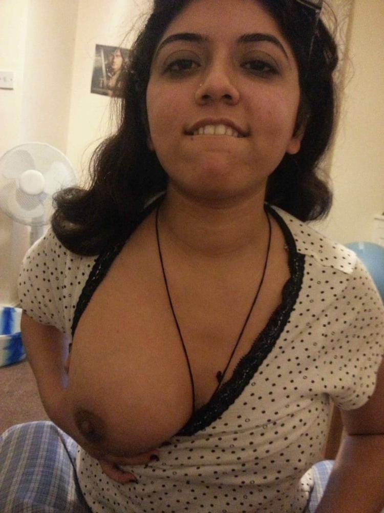 20P Cute Indian wife