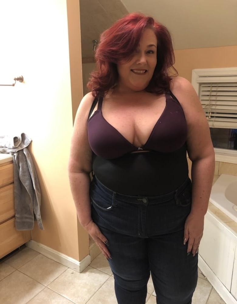 19P Fat Miss Piggy Milf