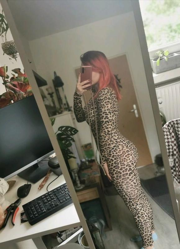 25P NN hot girls, selfshots, mirror shots, hauls, try ons