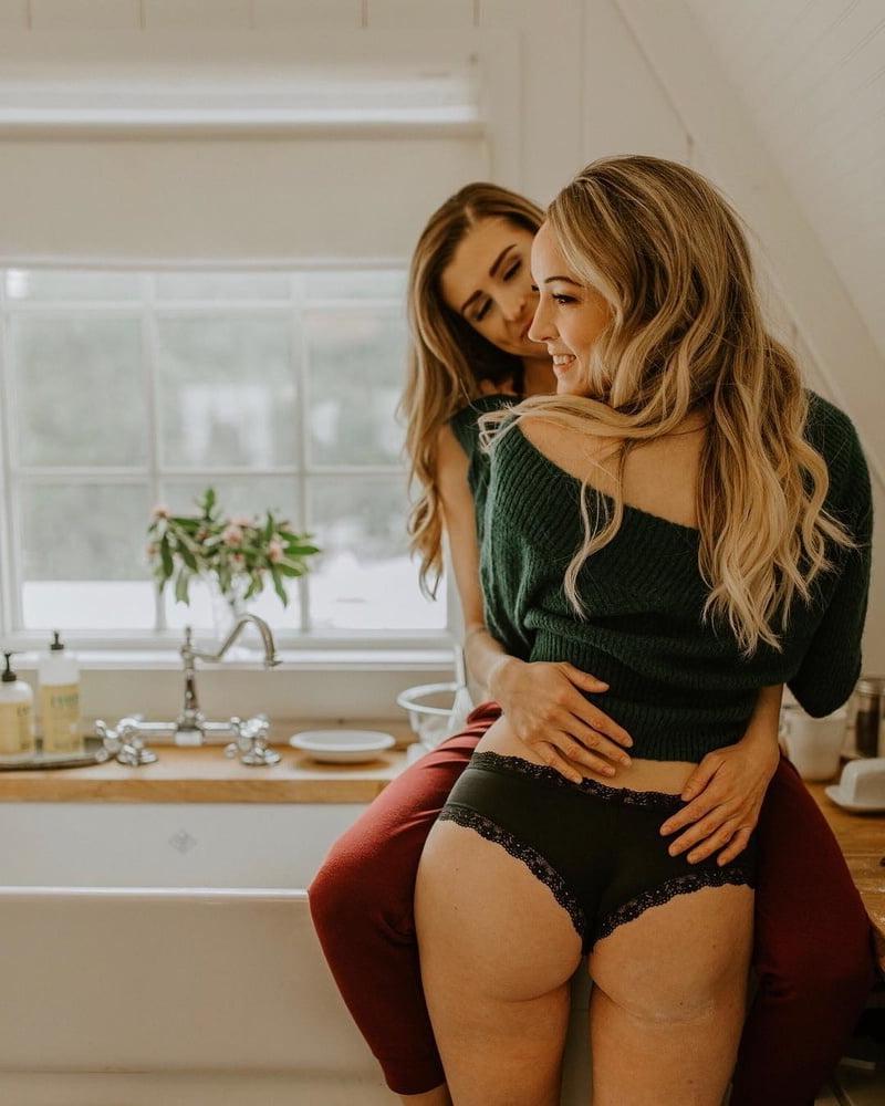 12P I LUV LESBIANS! 4