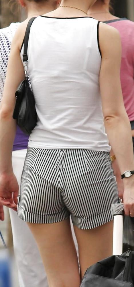 25P More delicious bums in tight pants