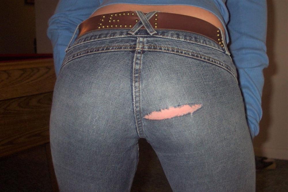 25P Feeding my jeans ass fetish...