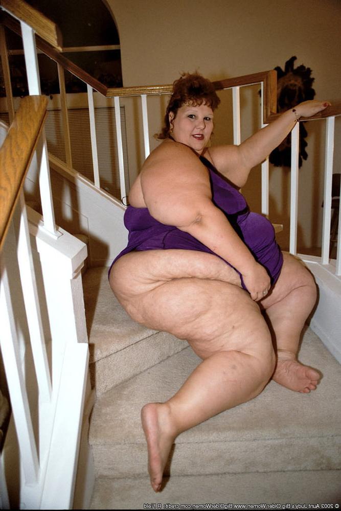 25P fat tits