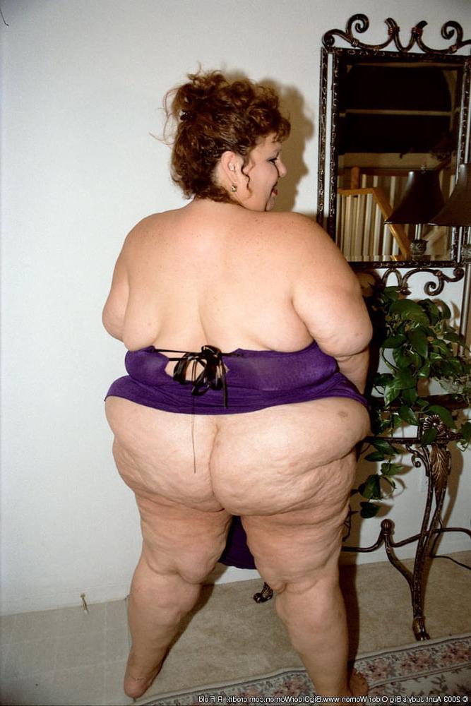 25P fat tits