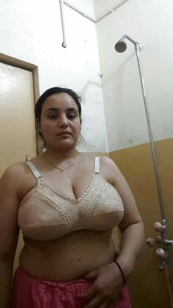 14P Indian wife in the shower