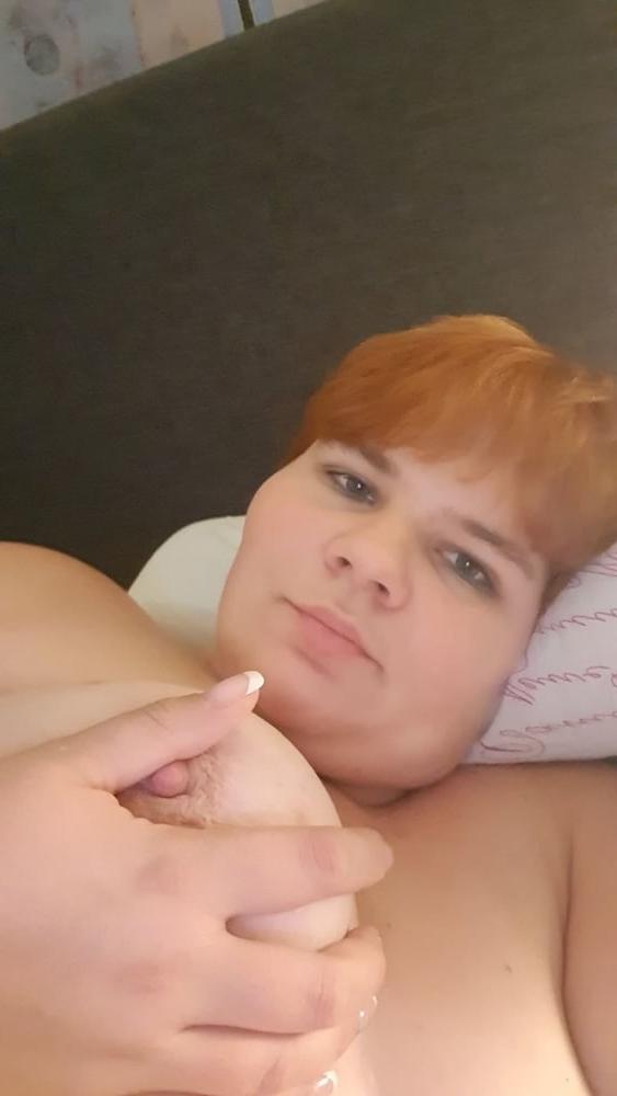 25P Fat german Milf is teasing us with her Body