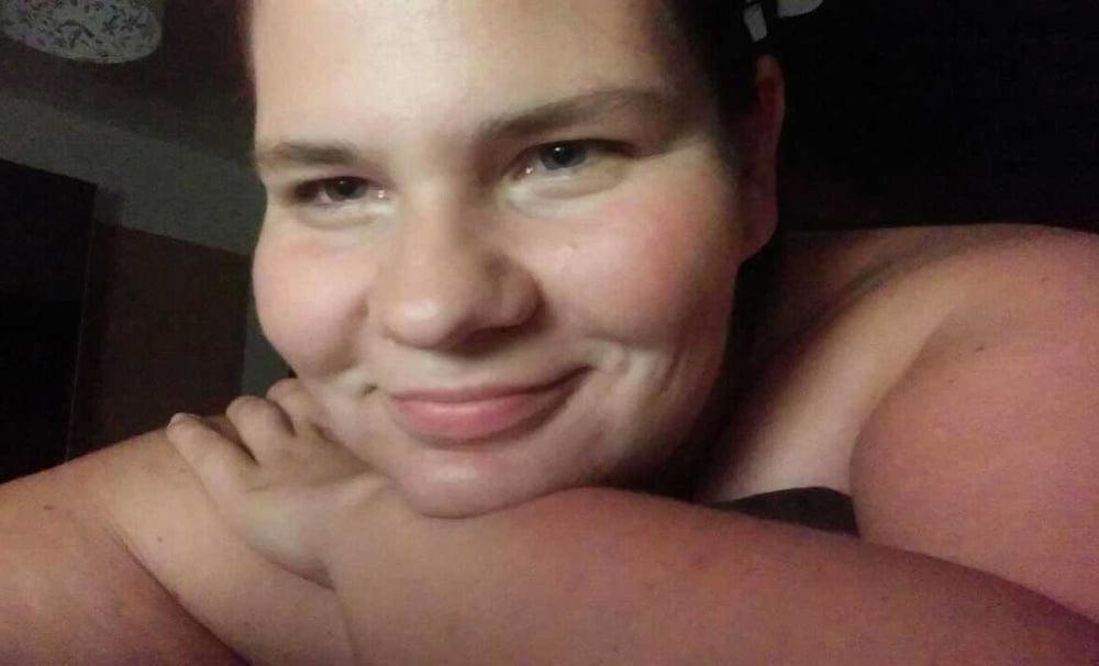 25P Fat german Milf is teasing us with her Body