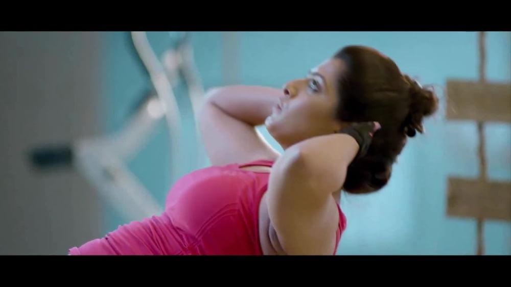 25P varalakshmi hot armpit and boobs