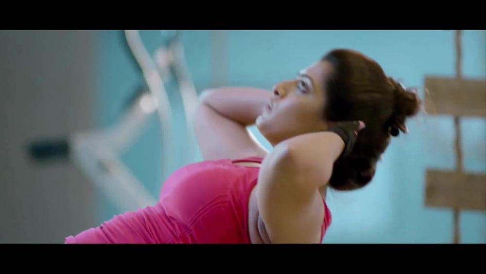 25P varalakshmi hot armpit and boobs