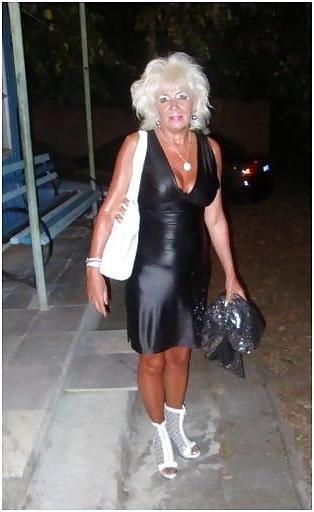 25P Tarty bimbo grannies are hot also