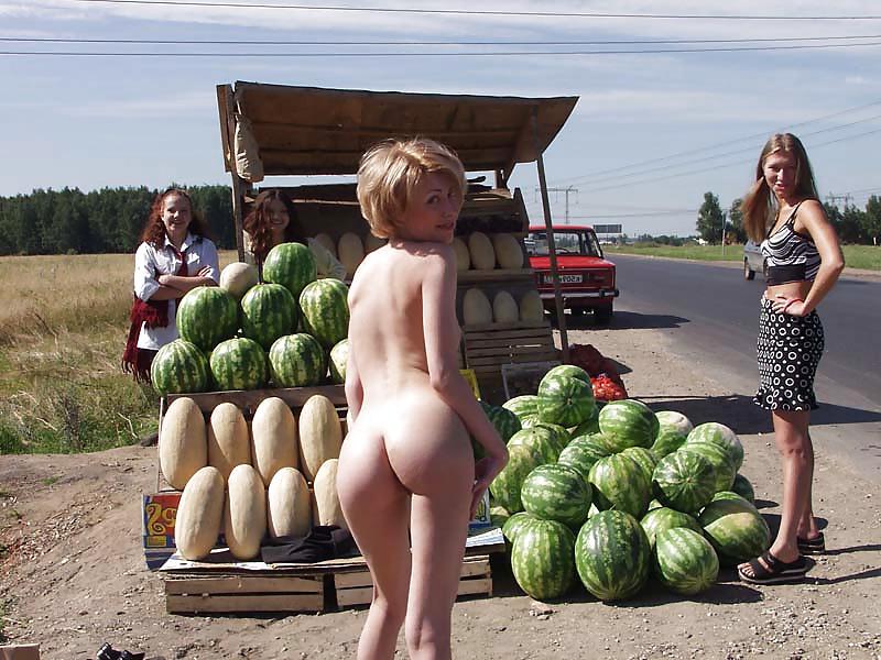 19P Teen public naked